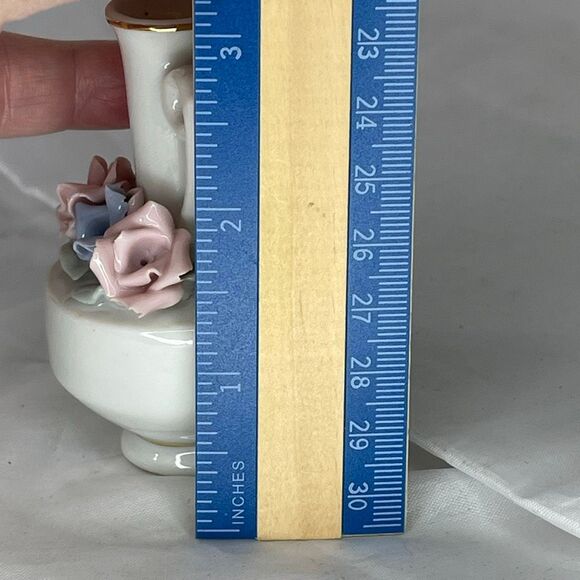 M/K hand painted vintage miniature bud vase . - Picture 4 of 5